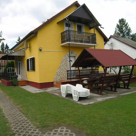 Holiday Home In Balatonmariafuerdo 19426 Екстер'єр фото
